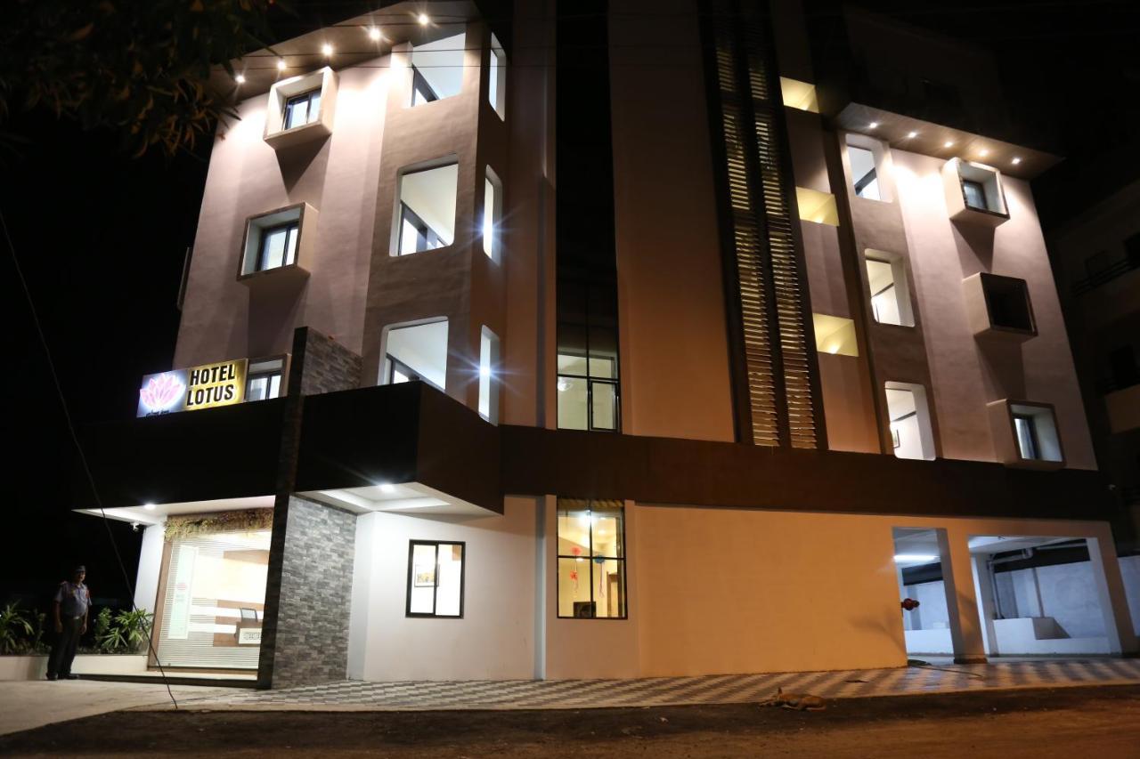 Hotel Lotus Chandrapur Eksteriør billede