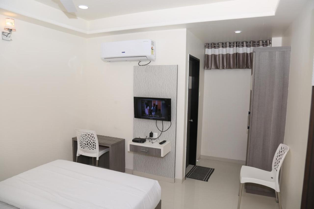 Hotel Lotus Chandrapur Eksteriør billede