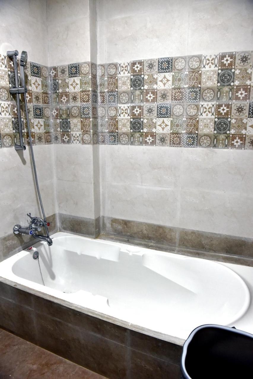Hotel Lotus Chandrapur Eksteriør billede